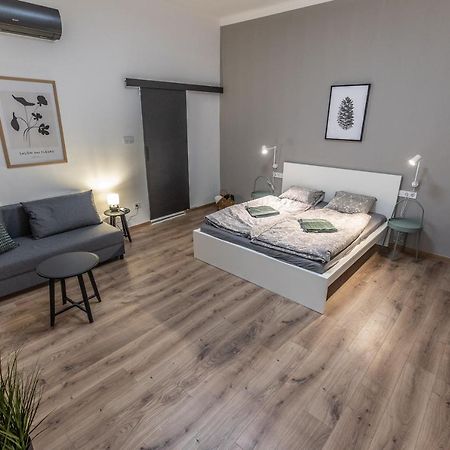 Design Studios Downtown Βουδαπέστη Εξωτερικό φωτογραφία